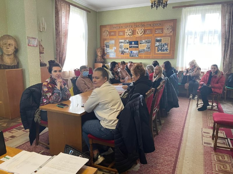 Курси з української мови для тимчасово переселених у Стрию набирають популярності