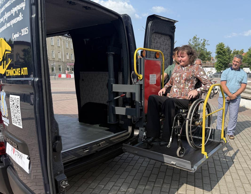 Центр надання соціальних послуг пропонує послугу перевезення для маломобільних осіб