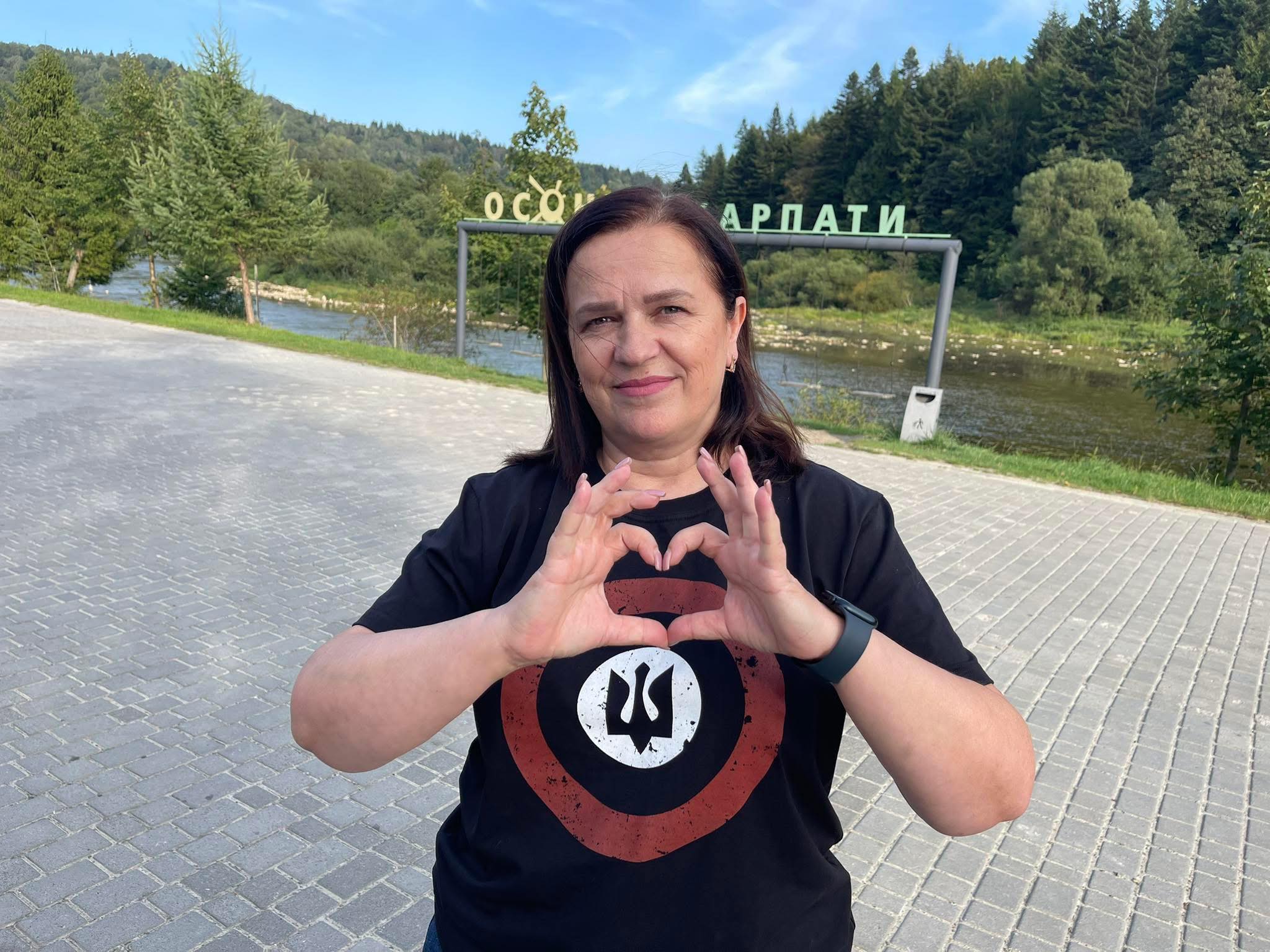 Президент України нагородив відзнакою «Золоте серце» стриянку Наталію Паленичку