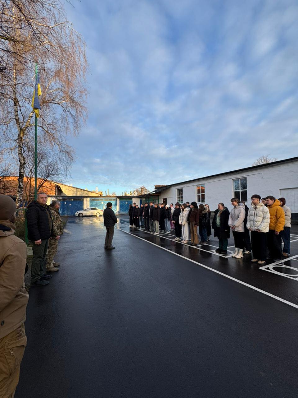 Сьогодні, у День Сухопутних військ, на території міжшкільного комбінату відбувся урочистий захід