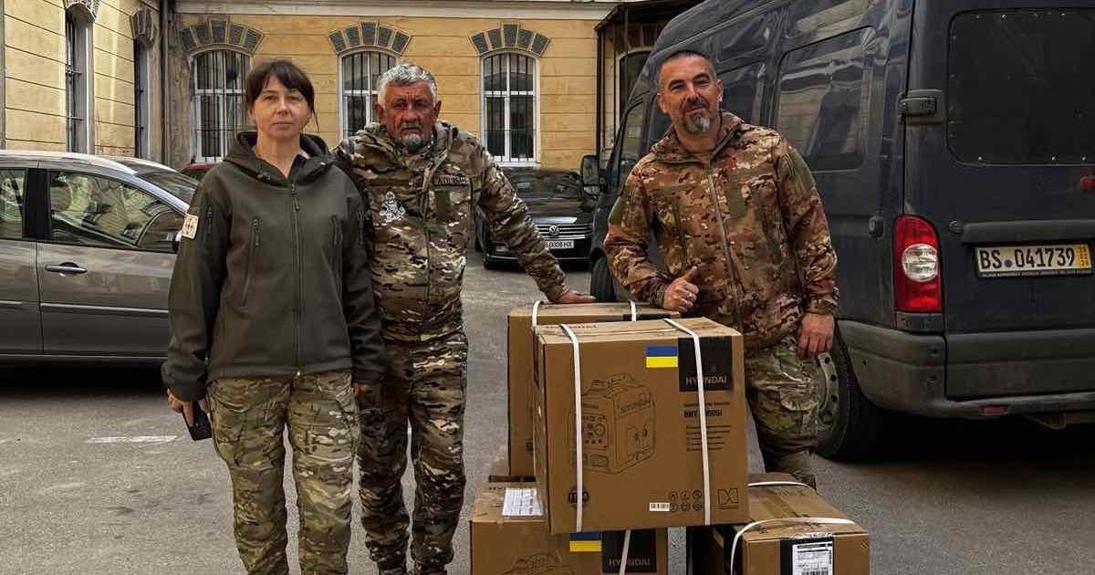 Передали 6 інверторних генераторів для 158 окремої механізованої бригади