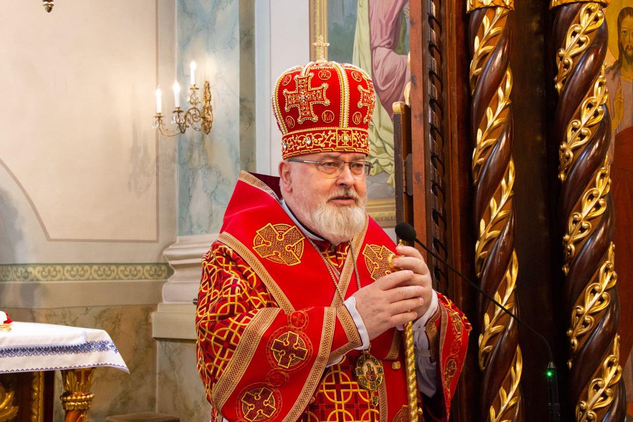 Щиро вітаємо Преосвященного владику Тараса з річницею ієрейських свячень!