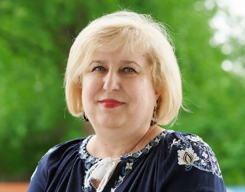 Висловлюємо щирі співчуття з приводу передчасної смерті директорки Стрийської гімназії ім.Т.Бобанича Любомири Кухарчук