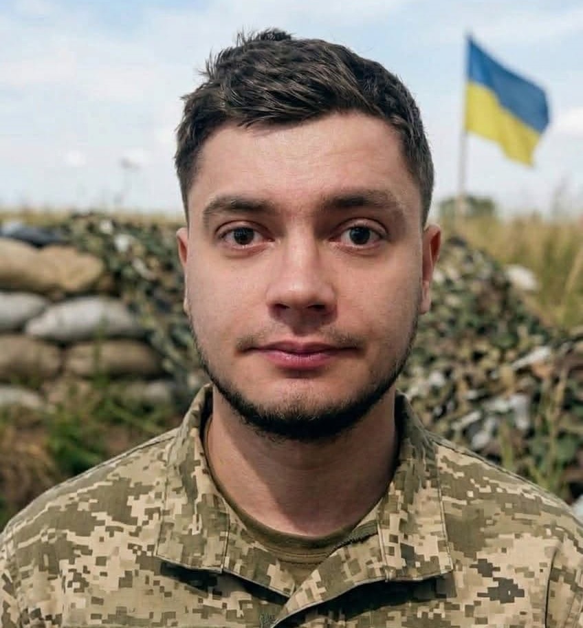 На щиті… ПАВЛО КУРАПОВ
